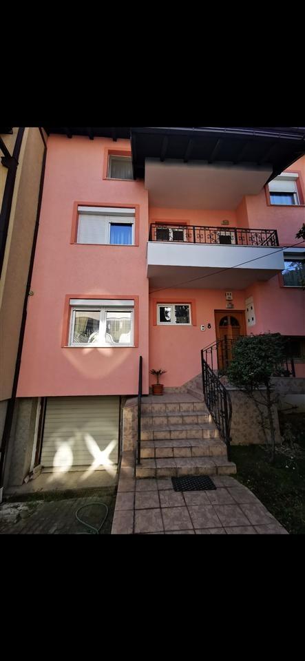 se-prodava-kuka-na-dolno-vodno (3)