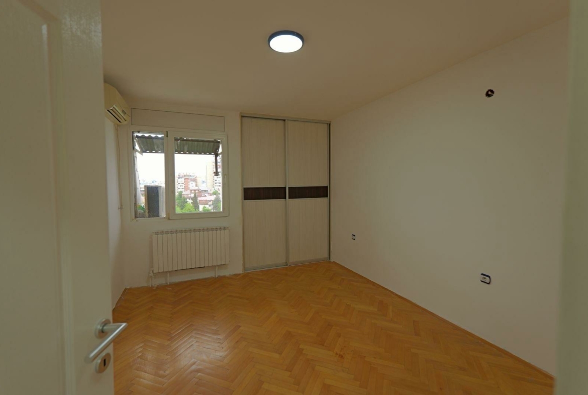 1170
