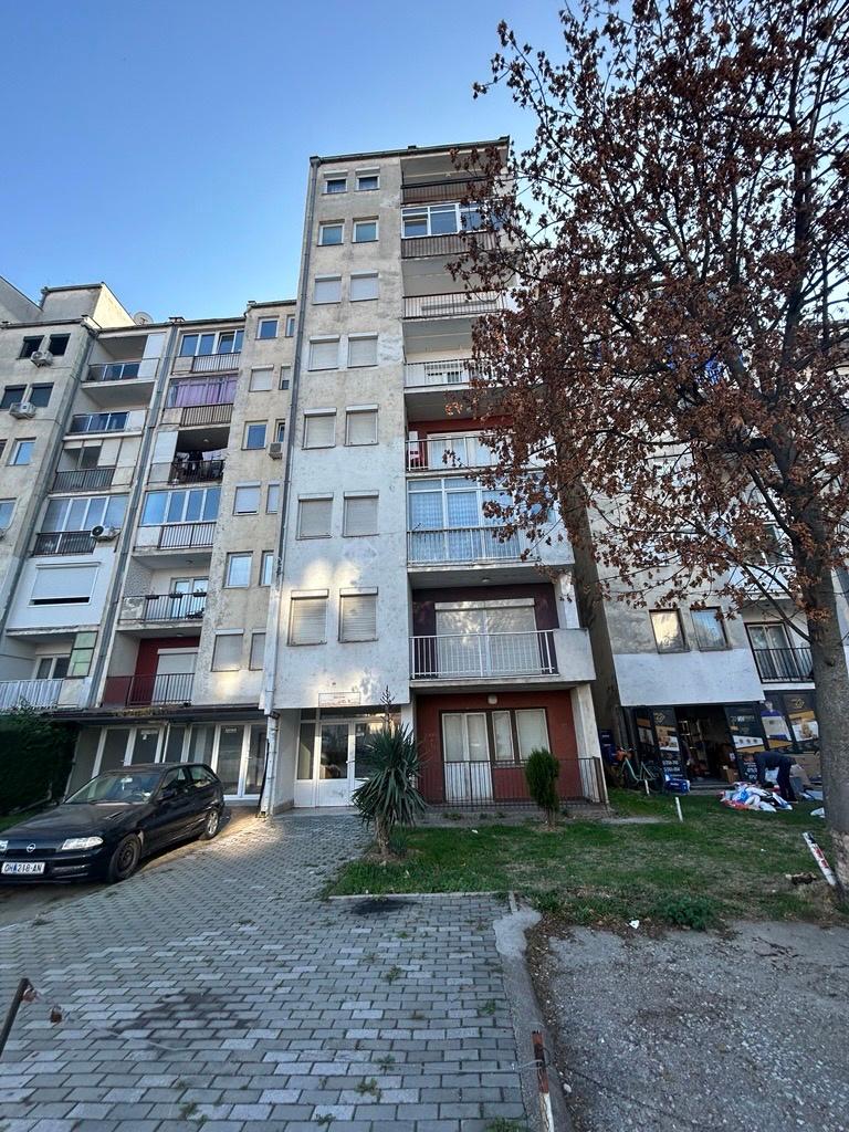 prodavam-renoviran-stan-vo-czentar-na-ohrid