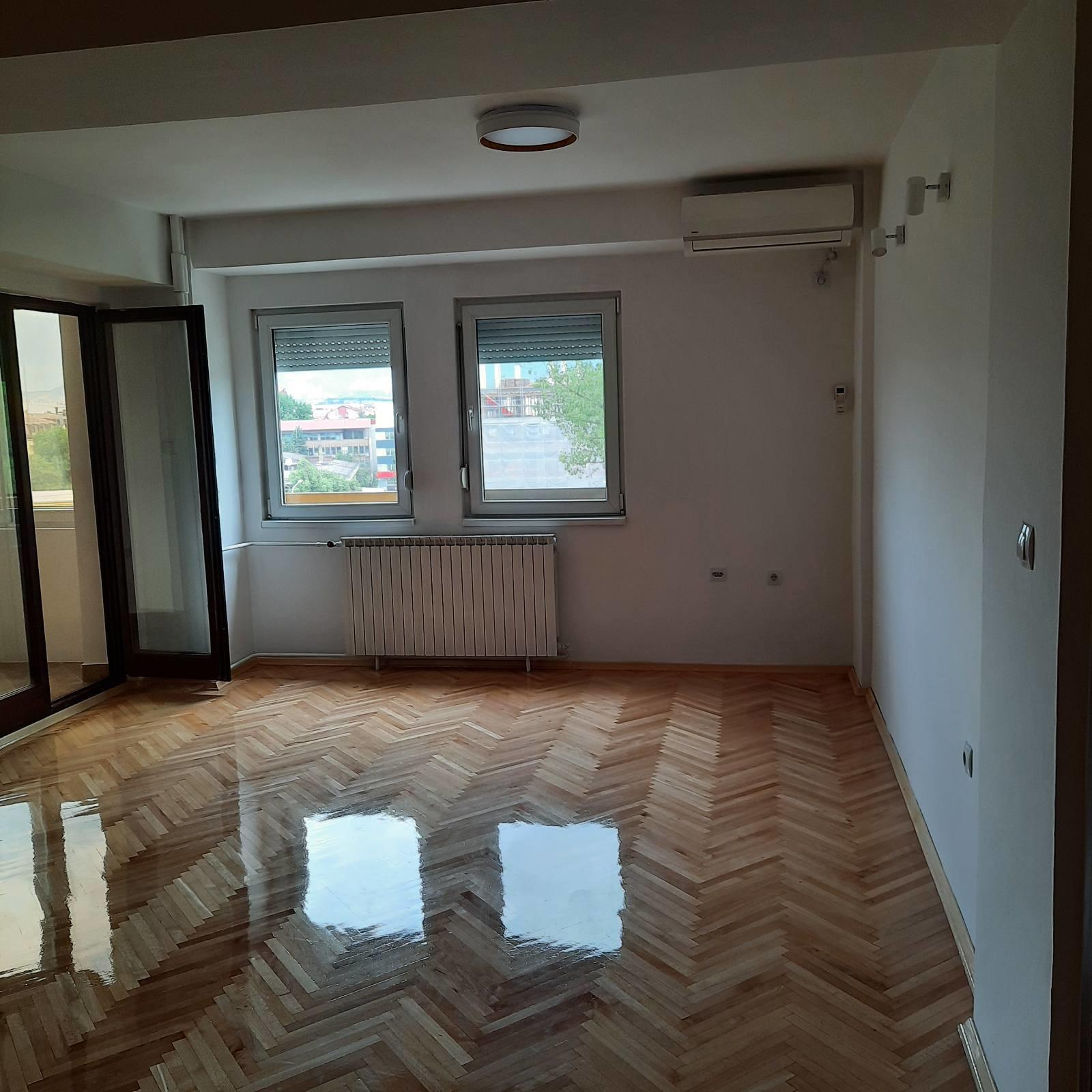 se-prodava-stan-72m2-vo-centar-kapistec