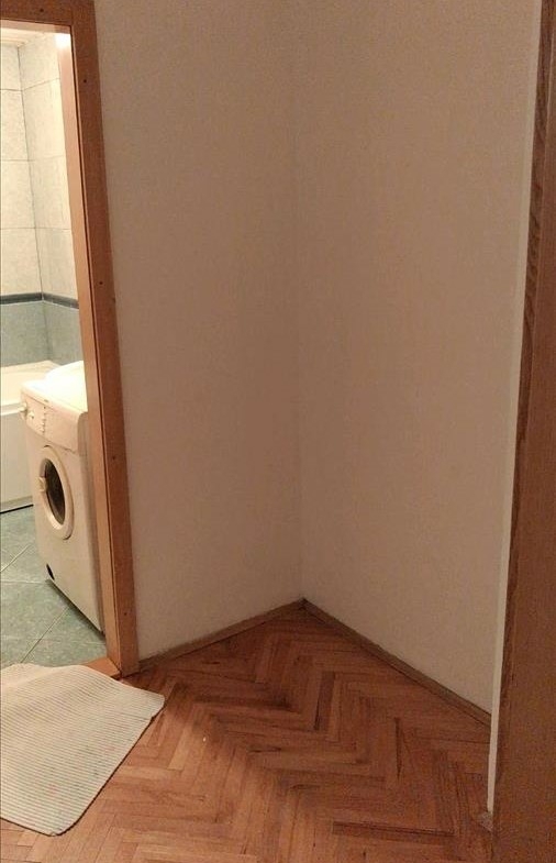 506